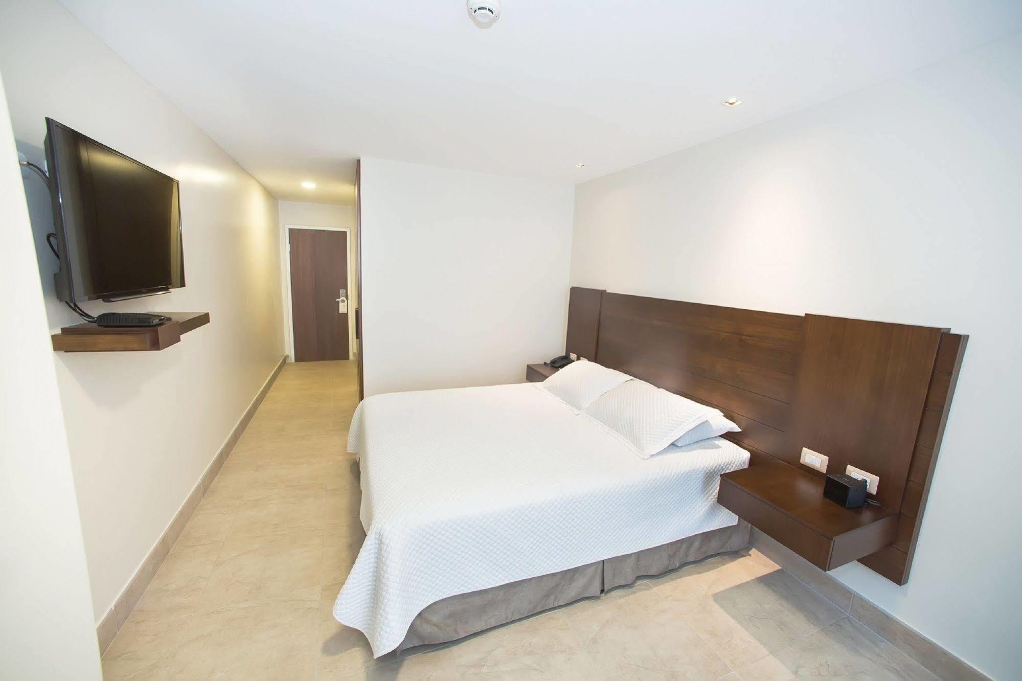 Hotel Marcelius Guayaquil Exterior photo